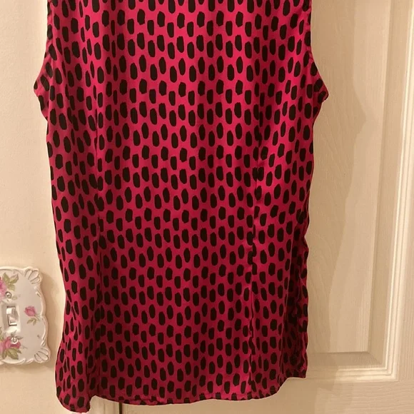 - Elizabeth McKay ruffle neck top - Picture 8 of 10